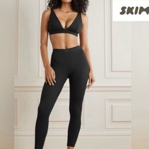 Skims Women's Soot Cotton Rib Plunge Adjustable Bralette Size M NWT‎